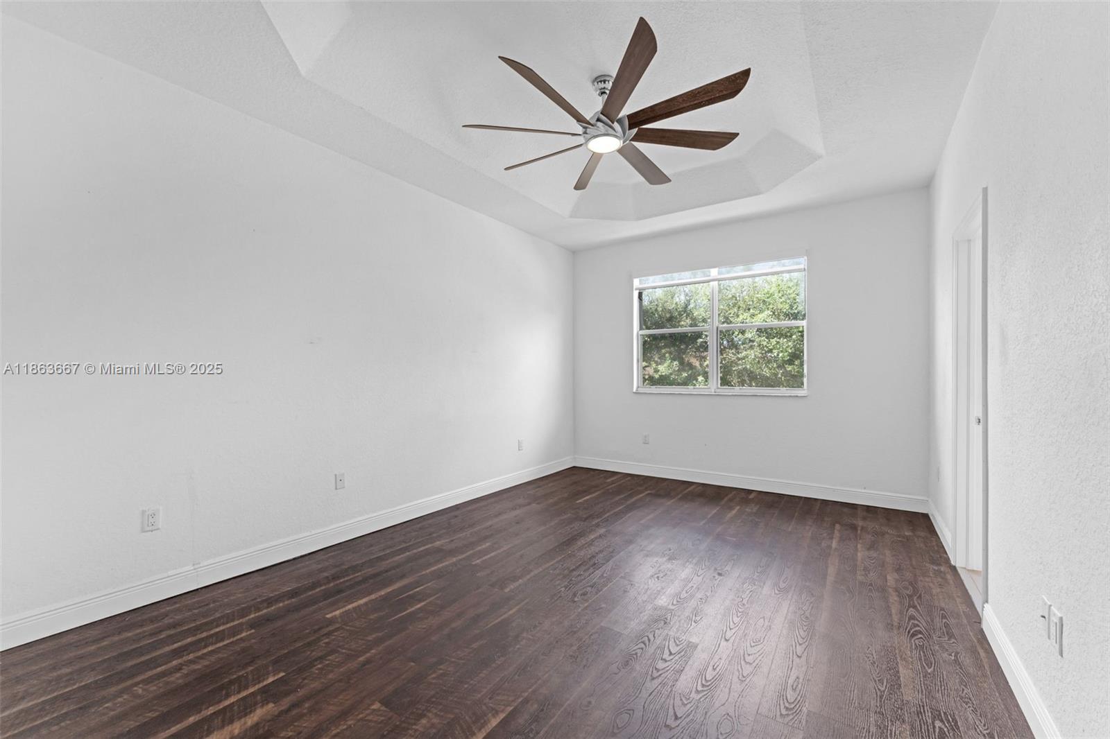 COURTS AT TUSCANY - Residential