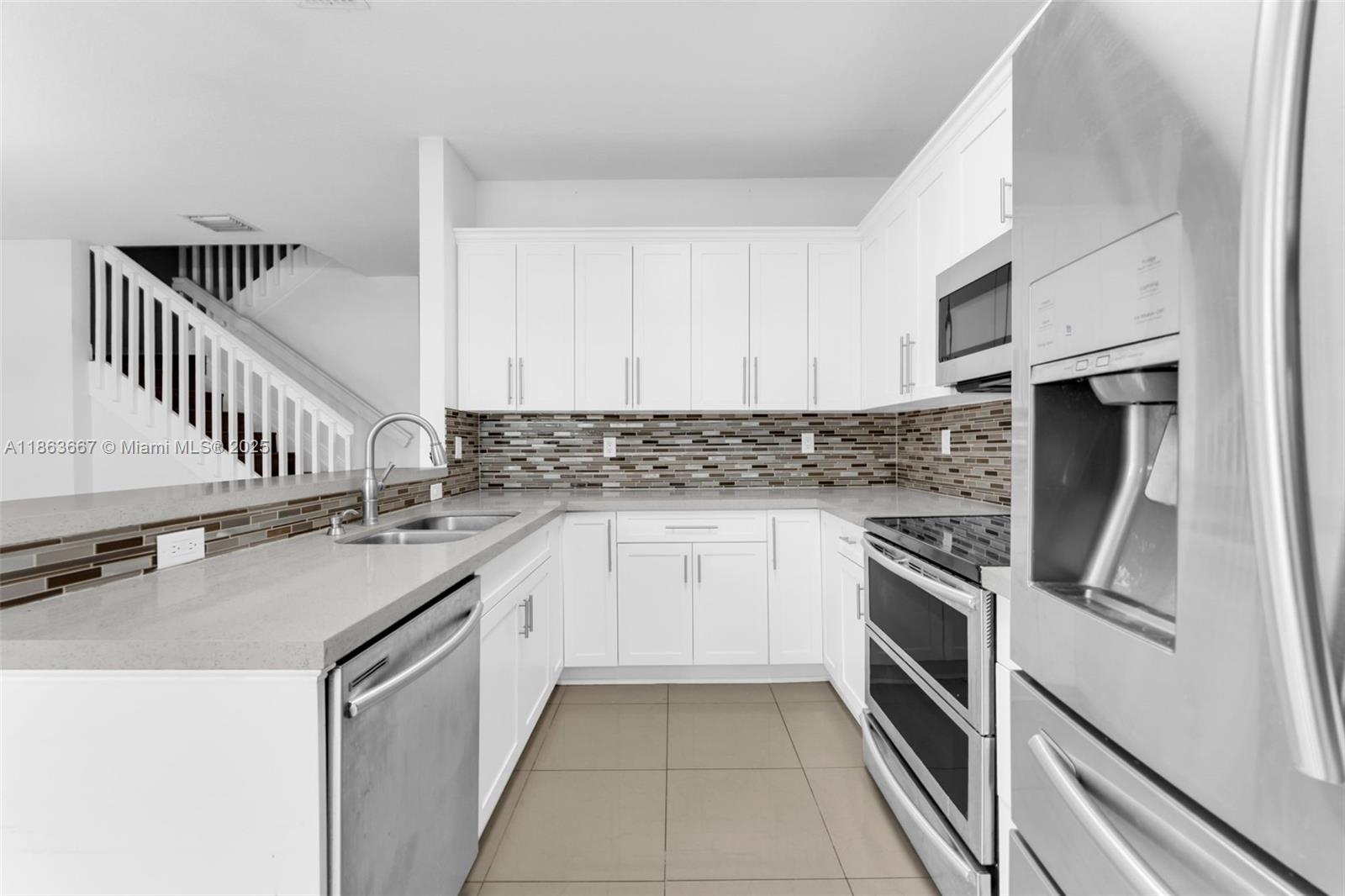 COURTS AT TUSCANY - Residential