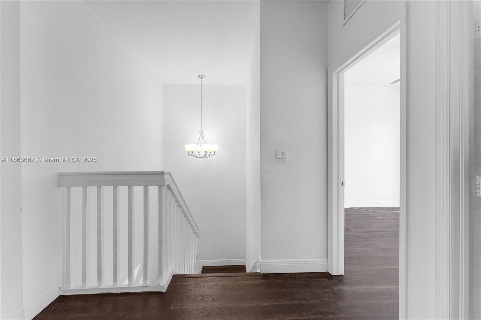 COURTS AT TUSCANY - Residential