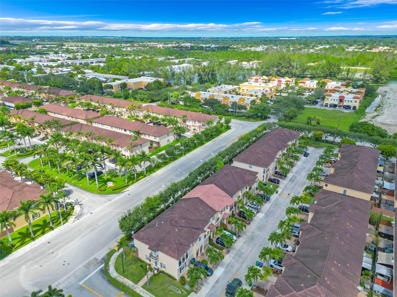 COURTS AT TUSCANY - Residential