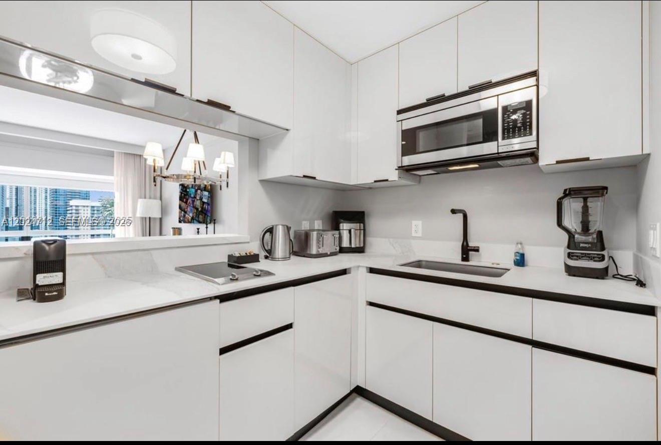 MILLENNIUM TOWER CONDOMIN - Residential