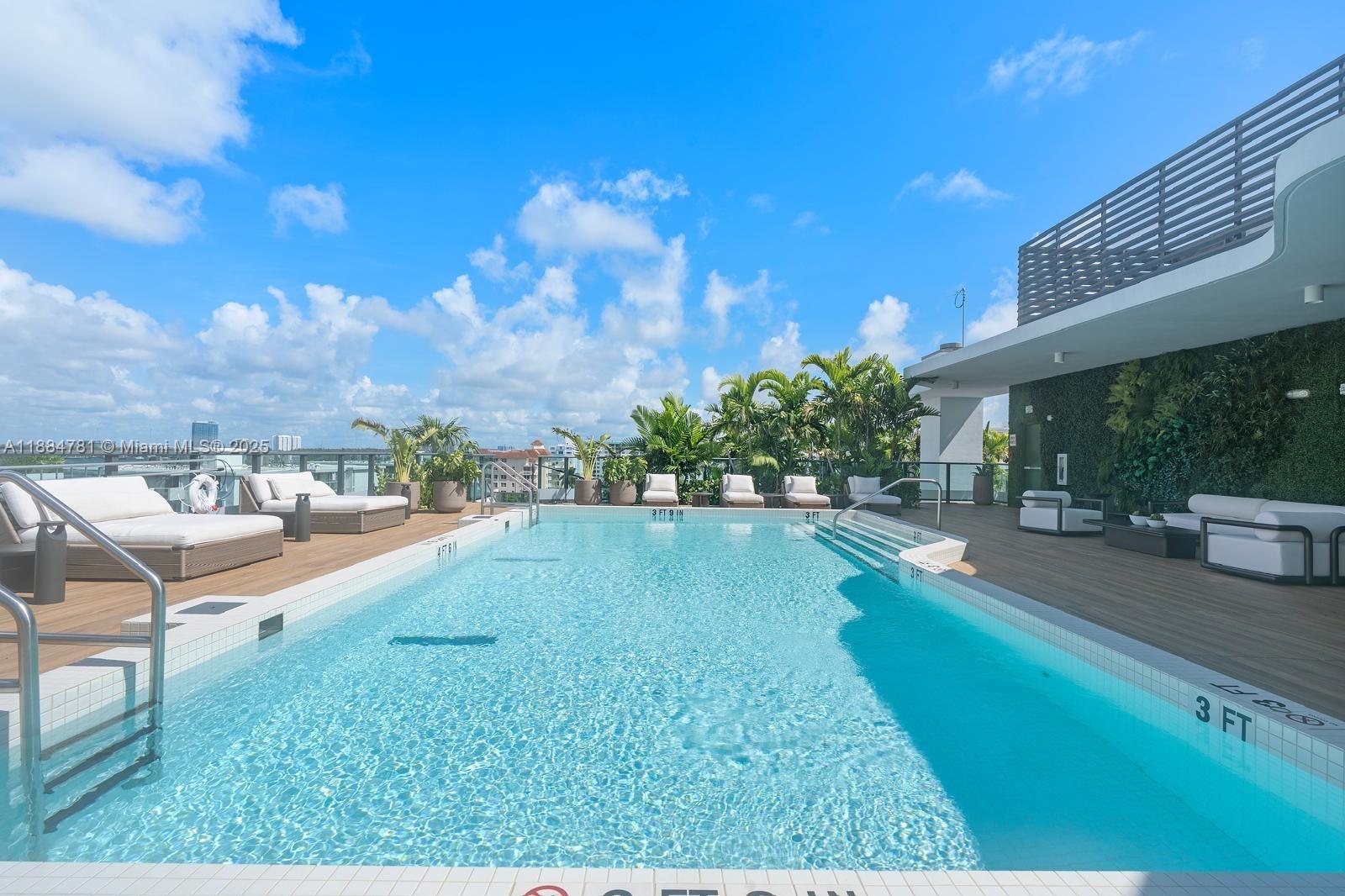 ALANA BAY HARBOR ISLAND - Residential Lease