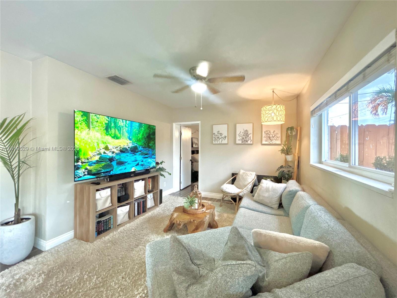 Property for Sale at 4580 Nw 3rd Ave, Oakland Park, Miami-Dade County, Florida - Bedrooms: 3 
Bathrooms: 2  - $495,000