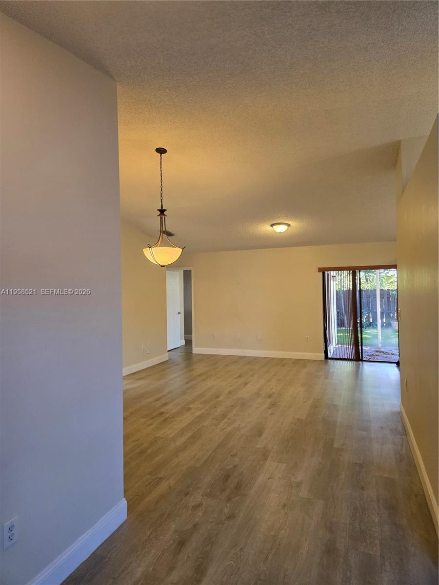 MUNNE SUB - Residential