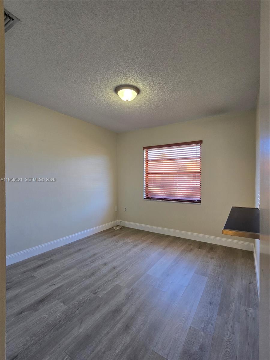 MUNNE SUB - Residential