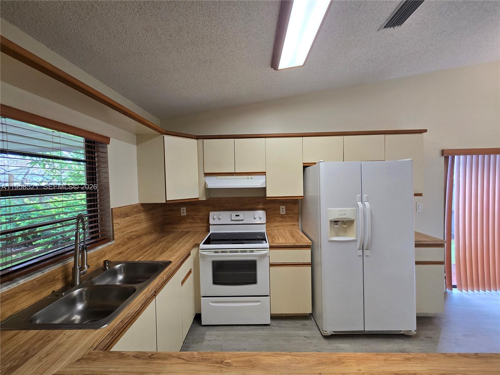 MUNNE SUB - Residential