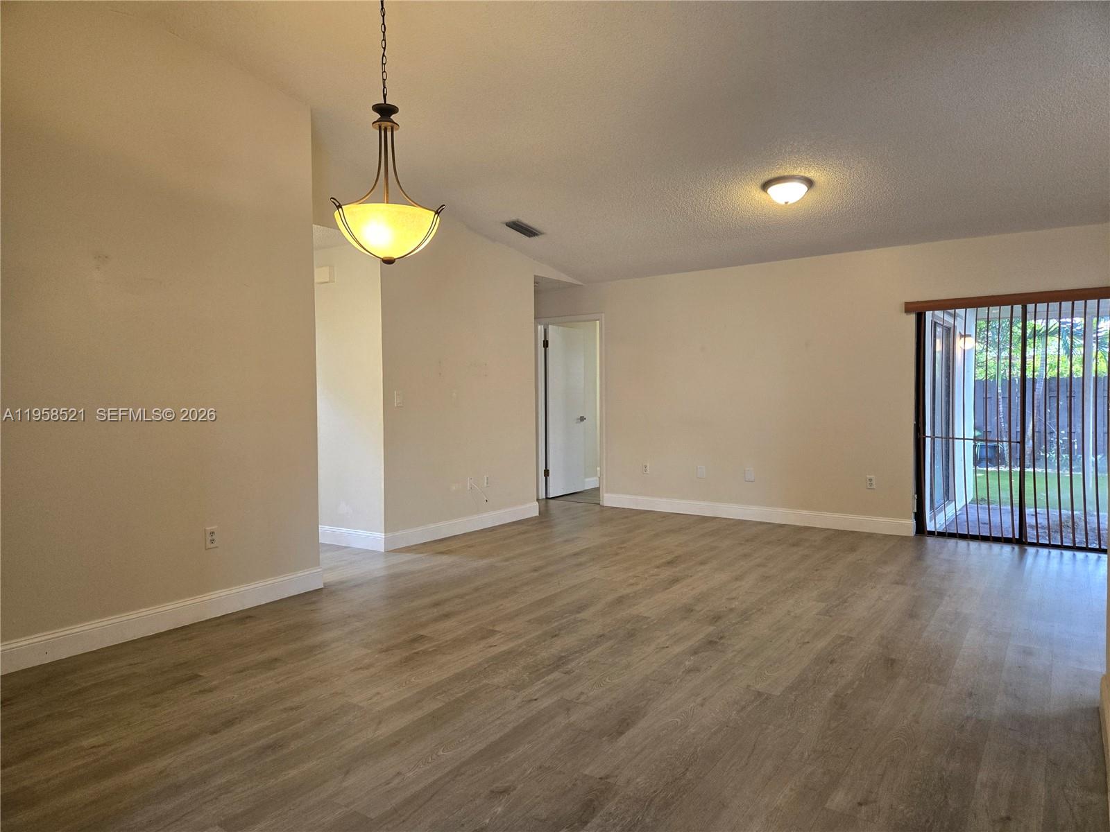 MUNNE SUB - Residential