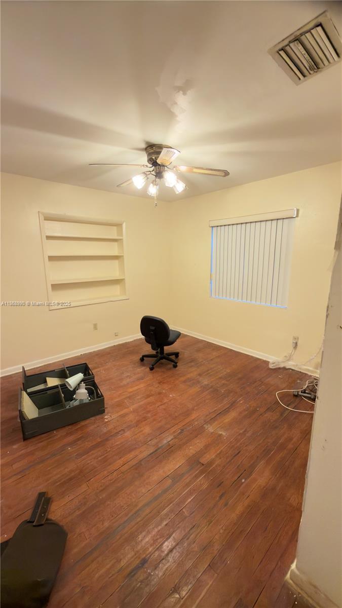 HOLLOWAY 2ND ADD TO BELLE - Residential