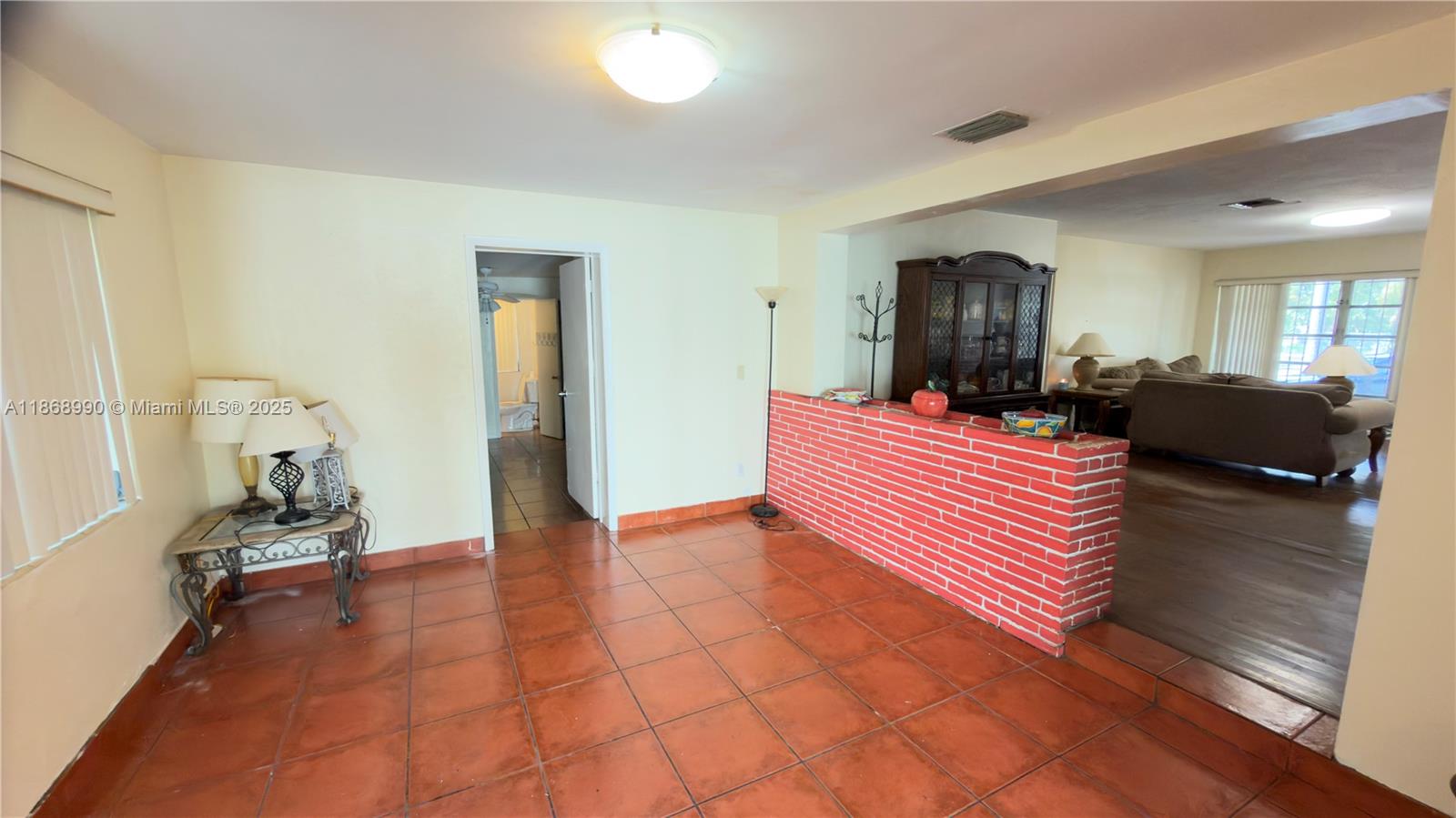 HOLLOWAY 2ND ADD TO BELLE - Residential