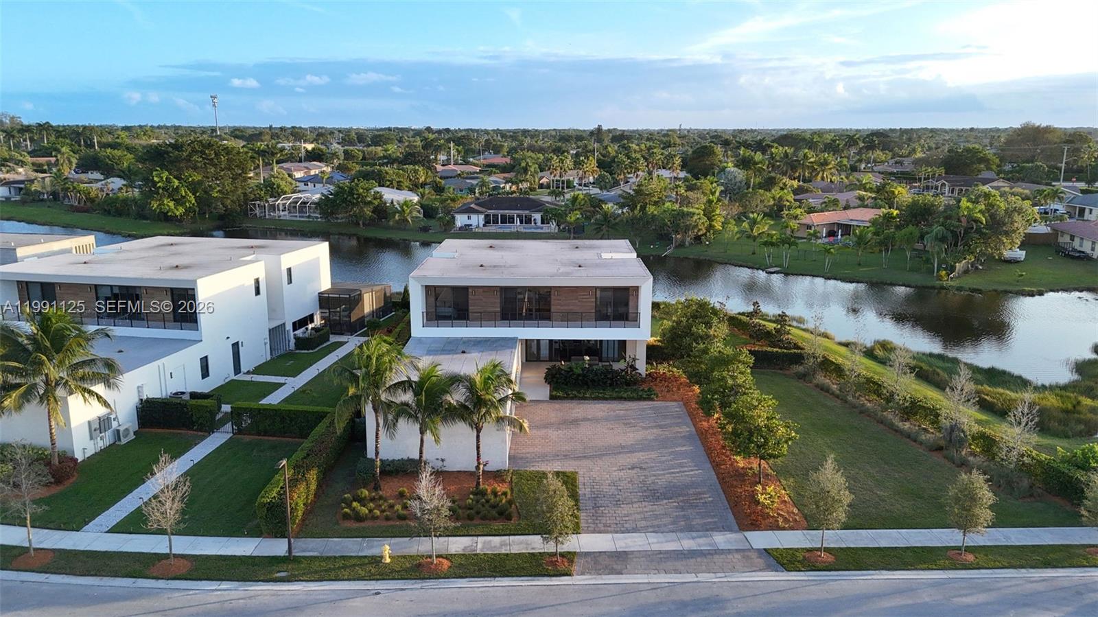 BOTANIKO WESTON ESTATES - Residential