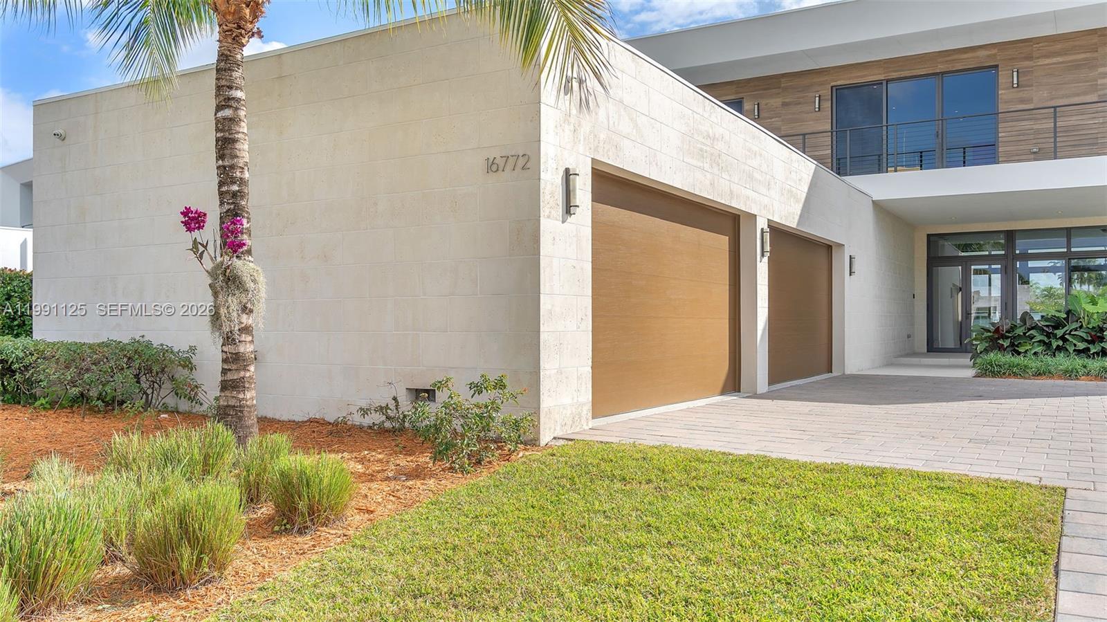 BOTANIKO WESTON ESTATES - Residential