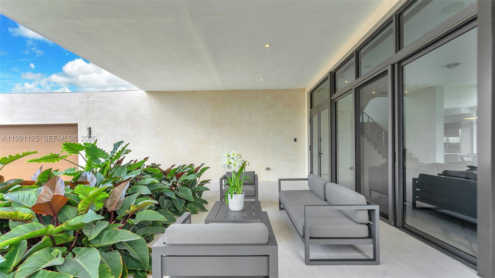 BOTANIKO WESTON ESTATES - Residential