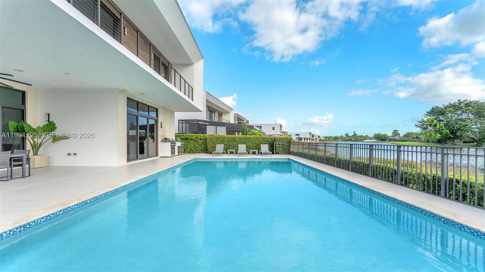 BOTANIKO WESTON ESTATES - Residential