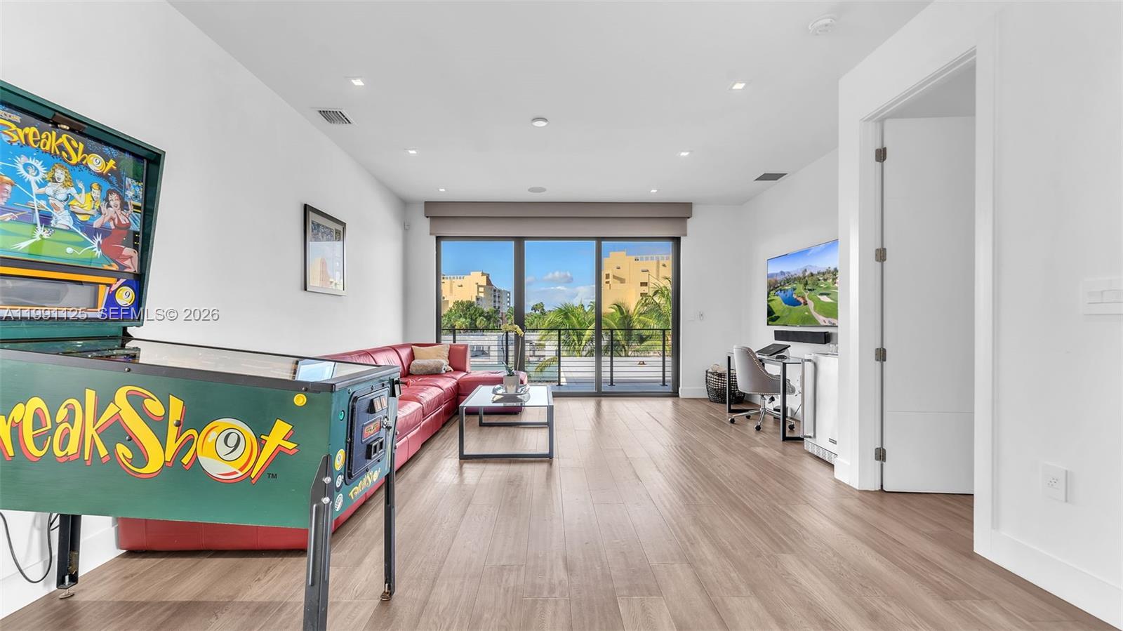 BOTANIKO WESTON ESTATES - Residential
