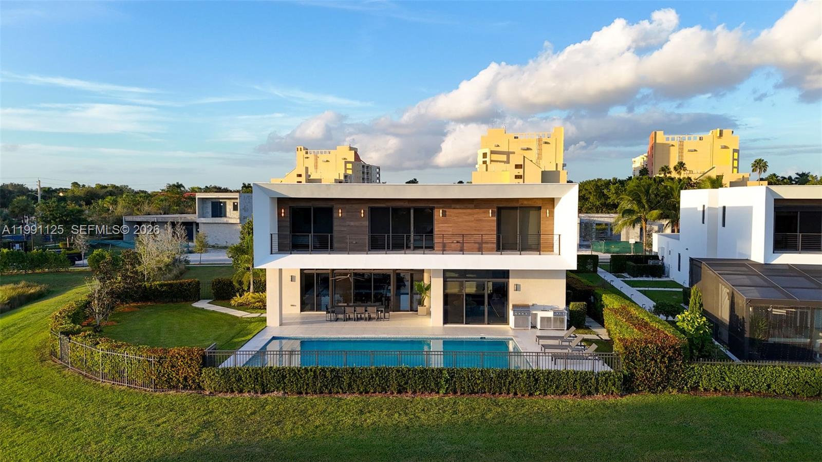 BOTANIKO WESTON ESTATES - Residential