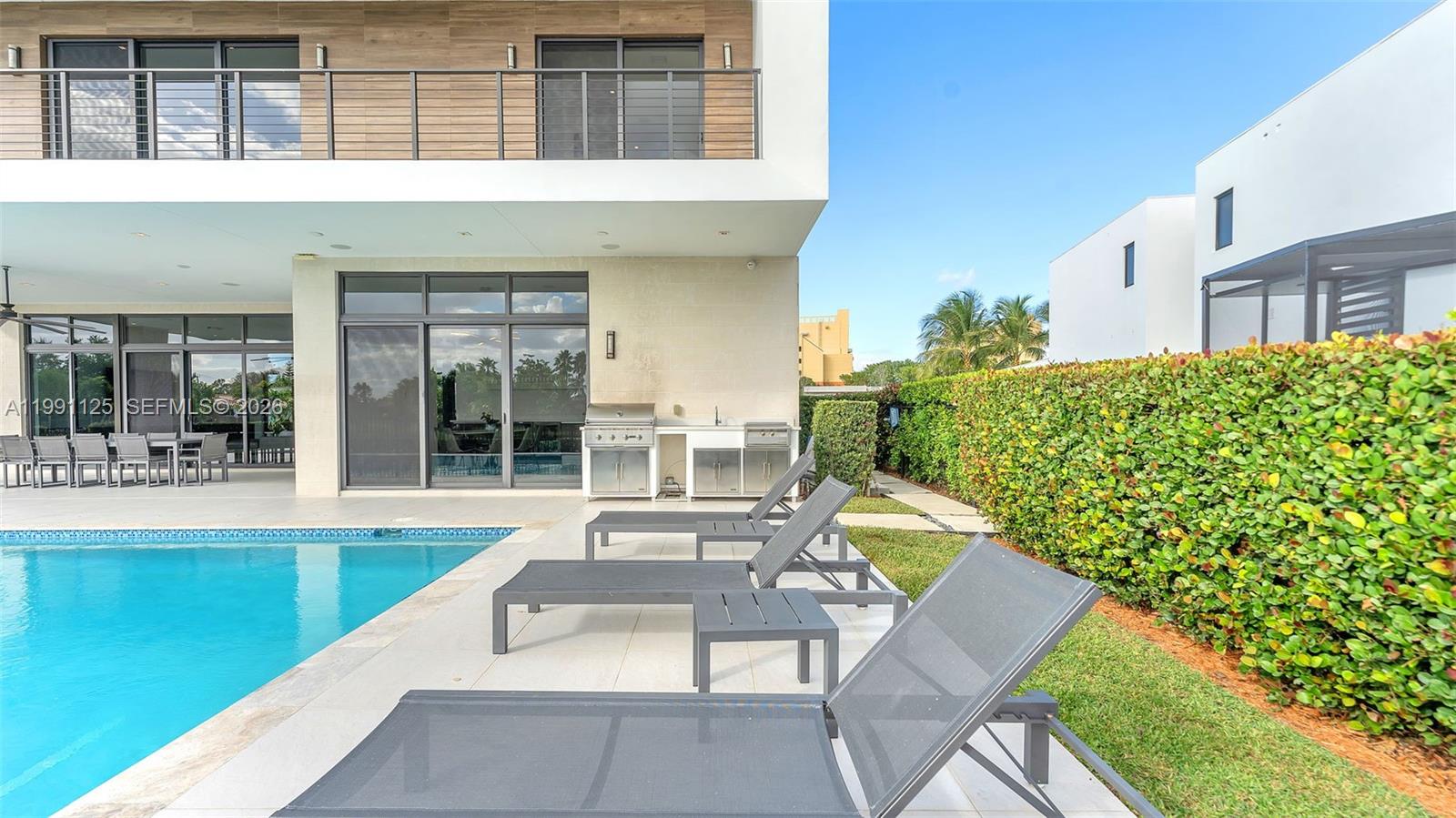 BOTANIKO WESTON ESTATES - Residential