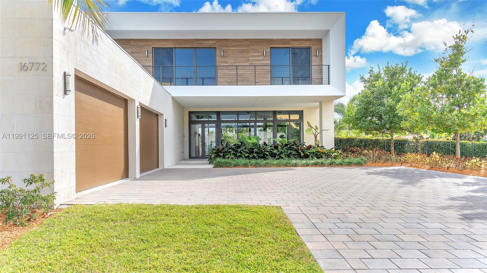 BOTANIKO WESTON ESTATES - Residential
