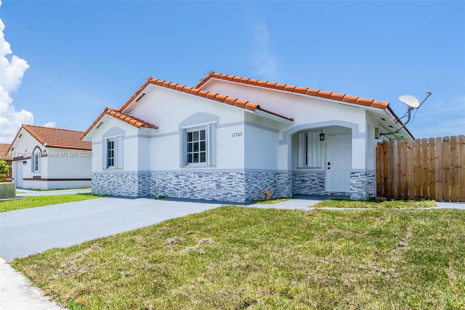 17707 SW 144th Ave, Miami, FL, 33177/$535,000 1 17707 SW 144th Ave