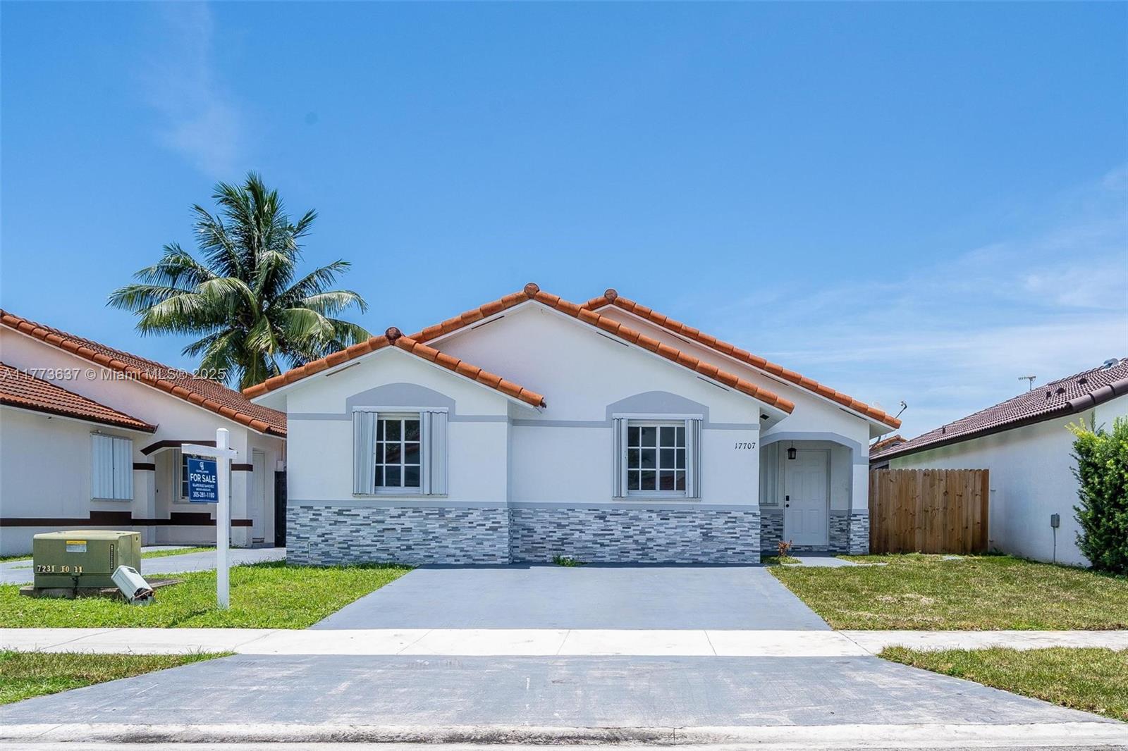 17707 SW 144th Ave, Miami, FL, 33177/$535,000 3 17707 SW 144th Ave