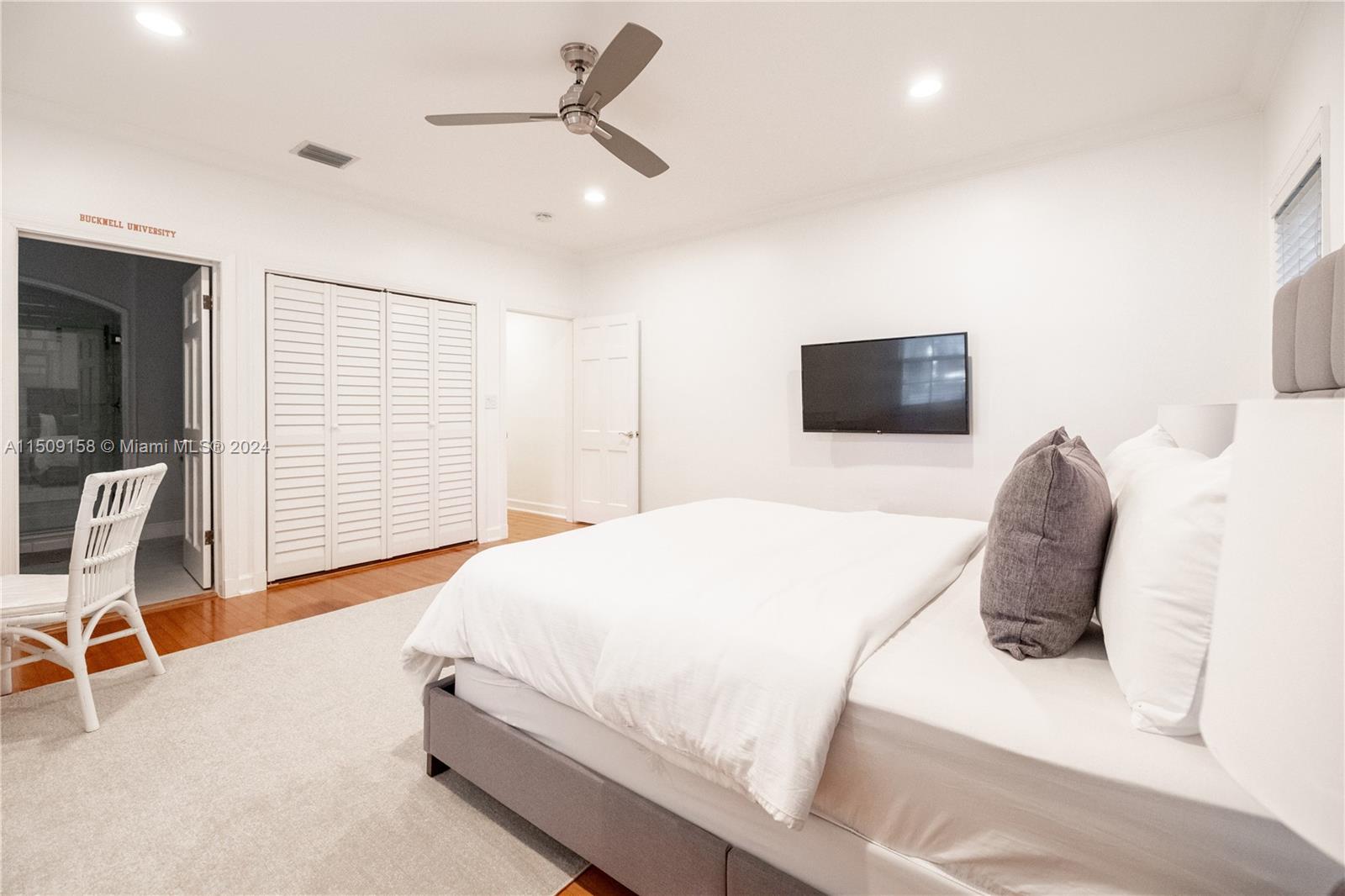 CORAL GABLES RIVIERA SEC - Residential