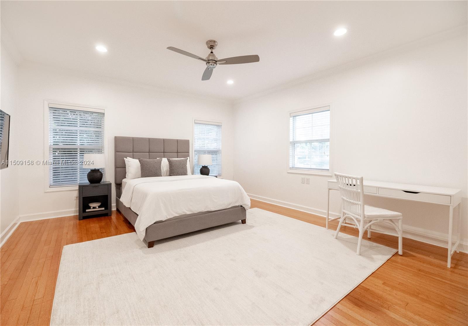 CORAL GABLES RIVIERA SEC - Residential