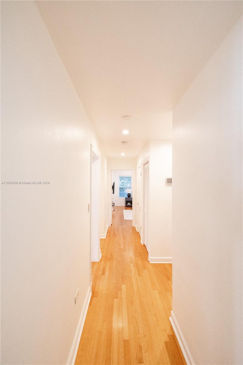 CORAL GABLES RIVIERA SEC - Residential