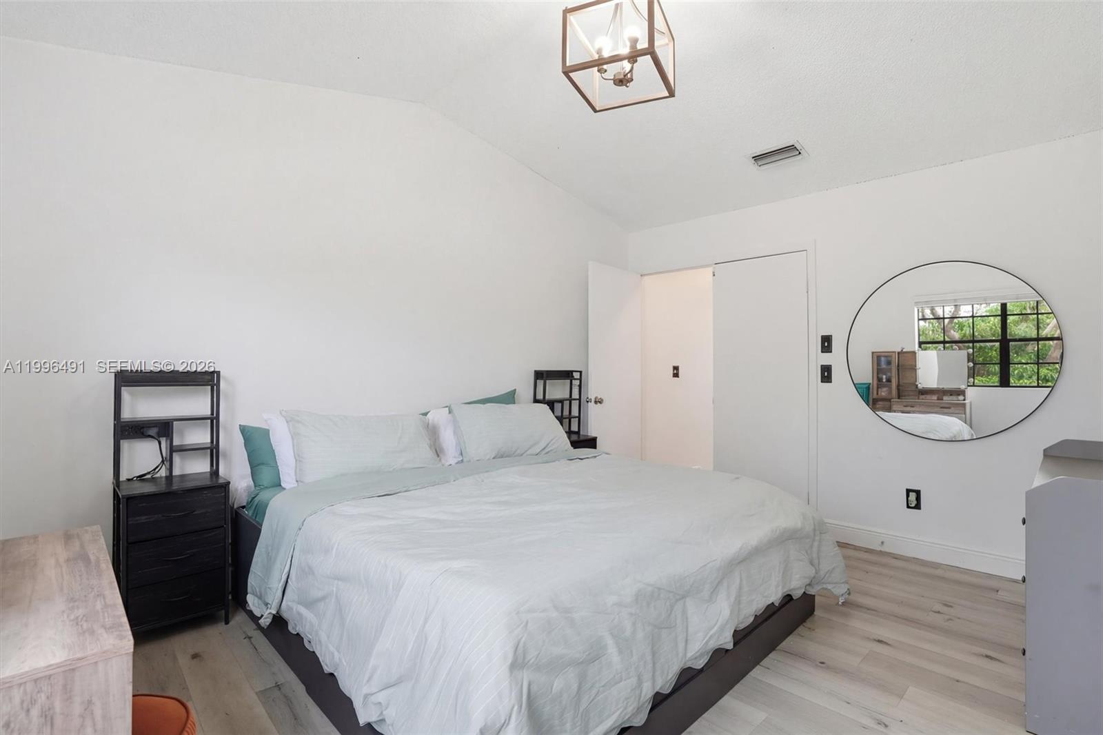 PEMBROKE LAKES SECTION EI - Residential