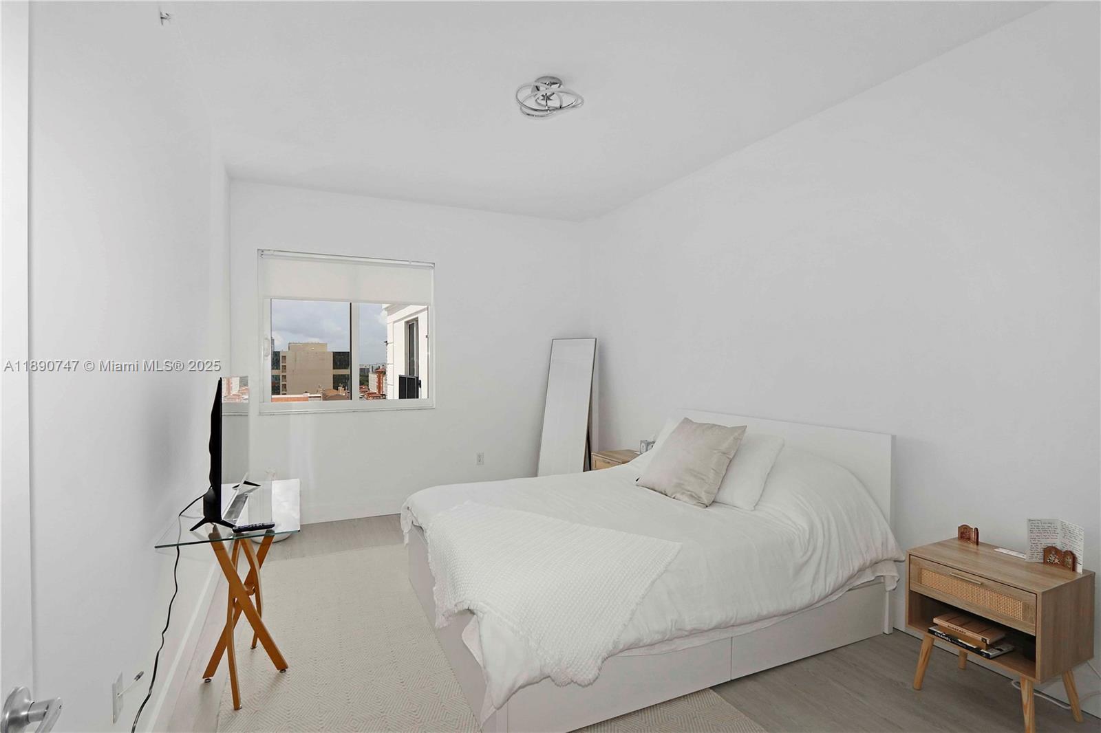 TEN ARAGON CONDO - Residential Lease
