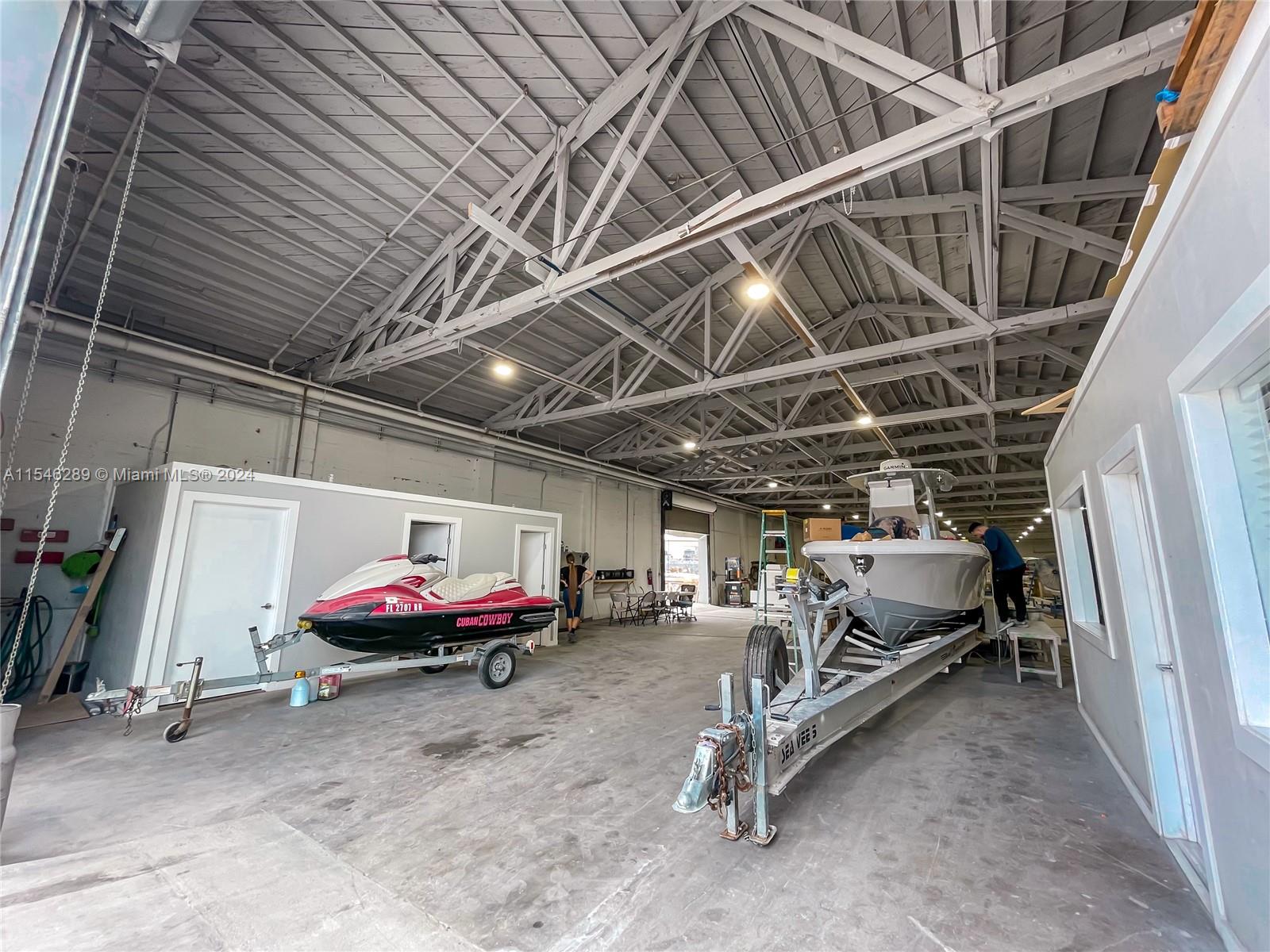 LEO GELVAN 1ST ADDN - Commercial Sale