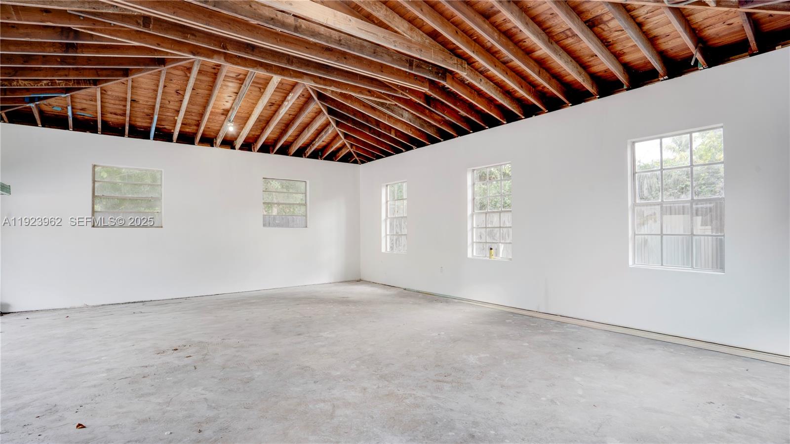 LAMOR ESTATES SUB - Residential