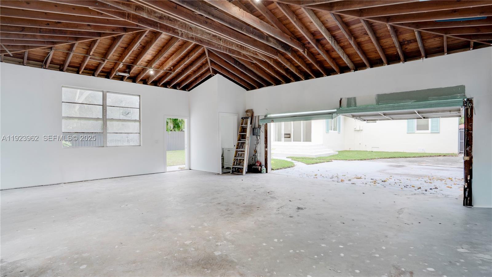 LAMOR ESTATES SUB - Residential