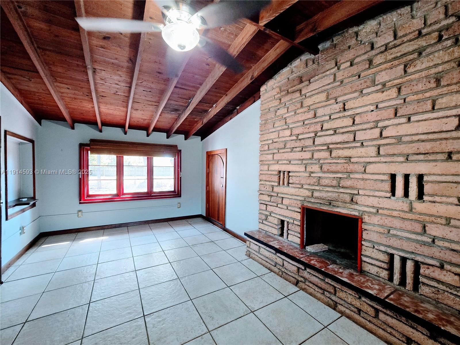 MIAMI GARDENS ESTATES SEC - Residential