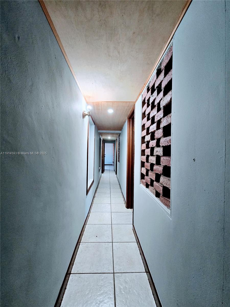 MIAMI GARDENS ESTATES SEC - Residential