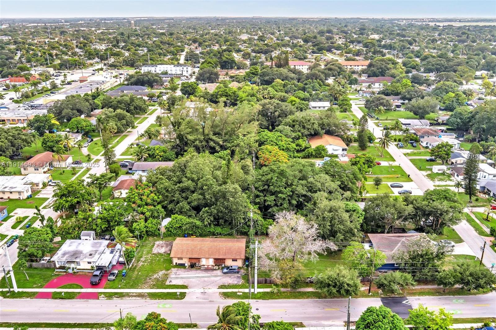 MIAMI GARDENS ESTATES SEC - Residential