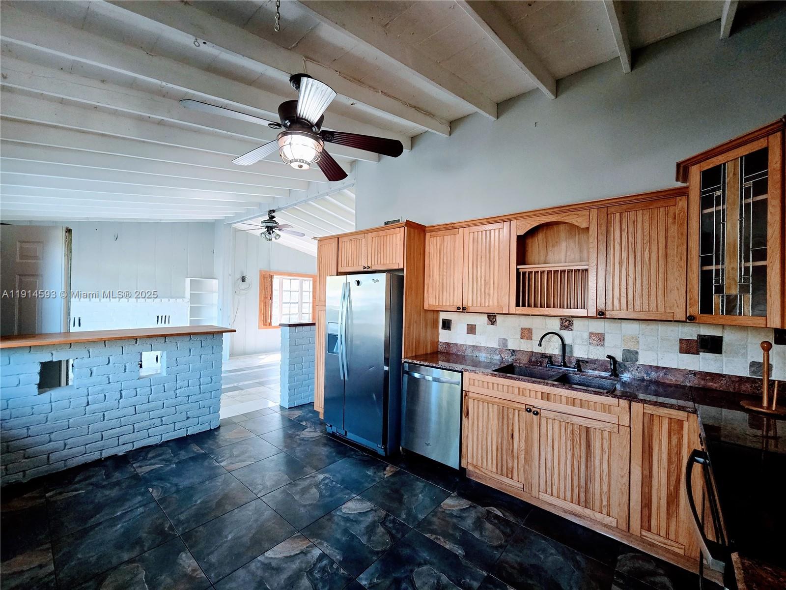 MIAMI GARDENS ESTATES SEC - Residential