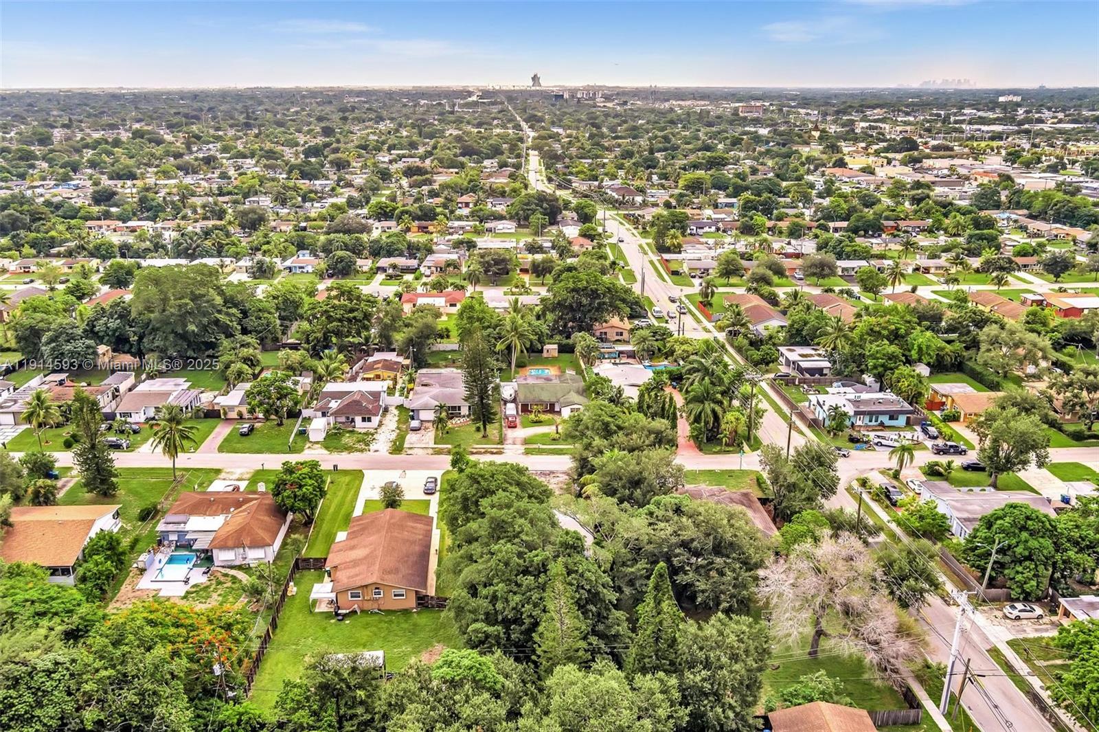 MIAMI GARDENS ESTATES SEC - Residential