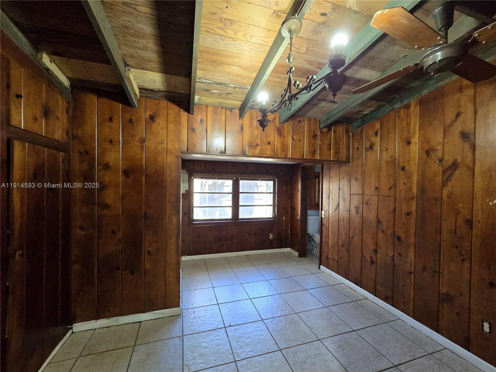 MIAMI GARDENS ESTATES SEC - Residential