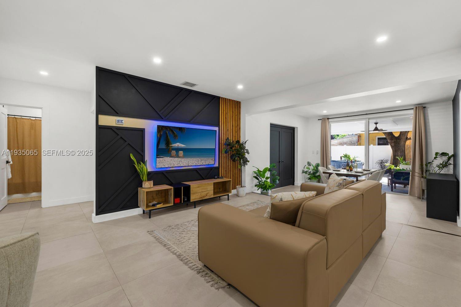 COMFORT GARDENS 2ND ADDN - Residential