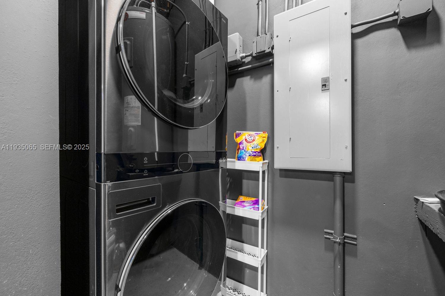 COMFORT GARDENS 2ND ADDN - Residential