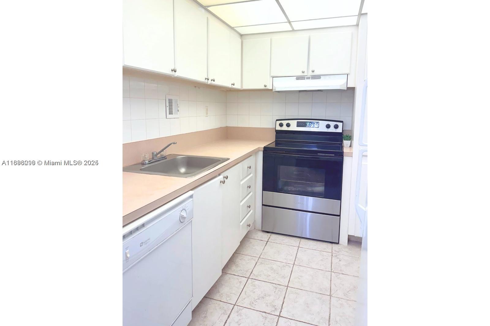 1200 West Ave 408