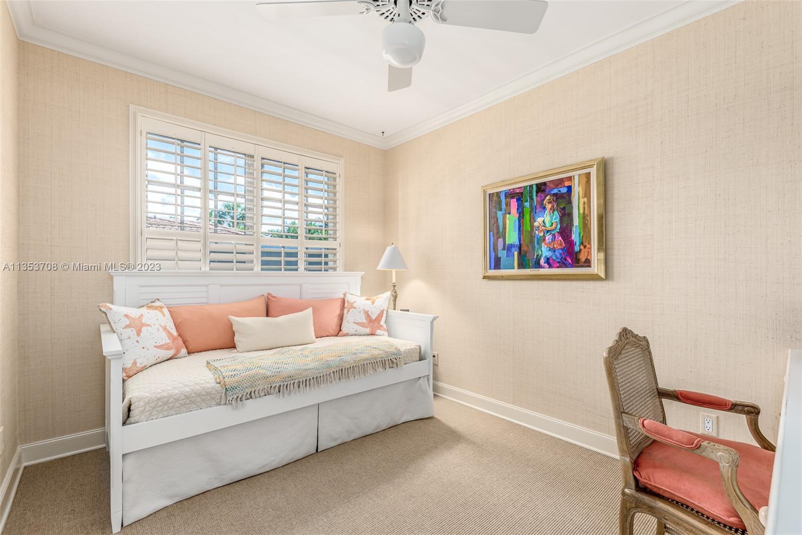 ISLAND BEACH THE REVISED - Residential