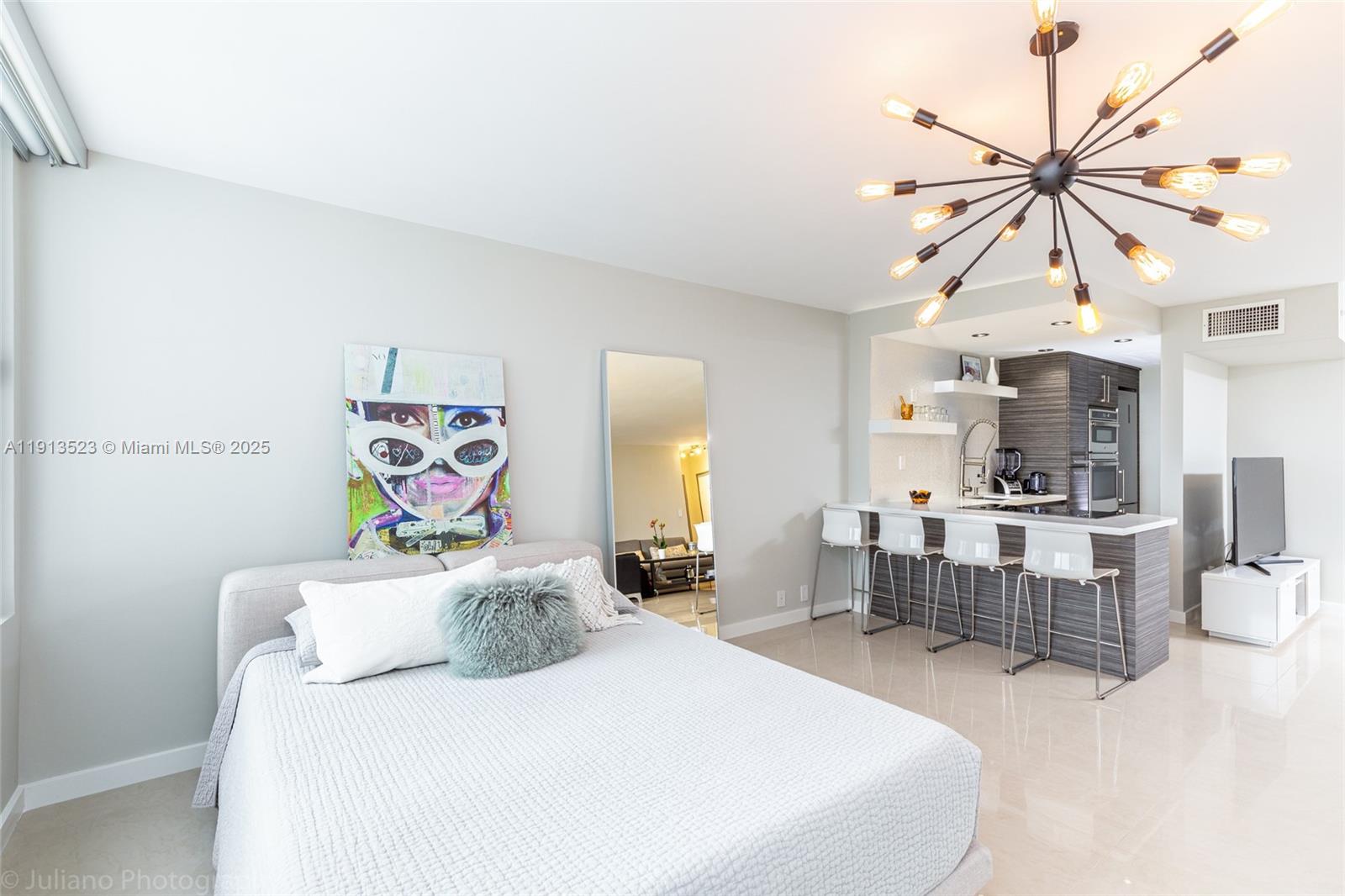 MIRADOR 1000 CONDO - Residential Lease