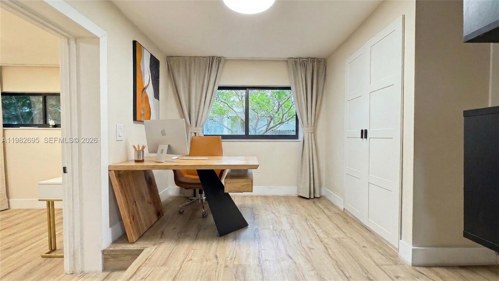 ARCHWOOD-AMD PLAT - Residential