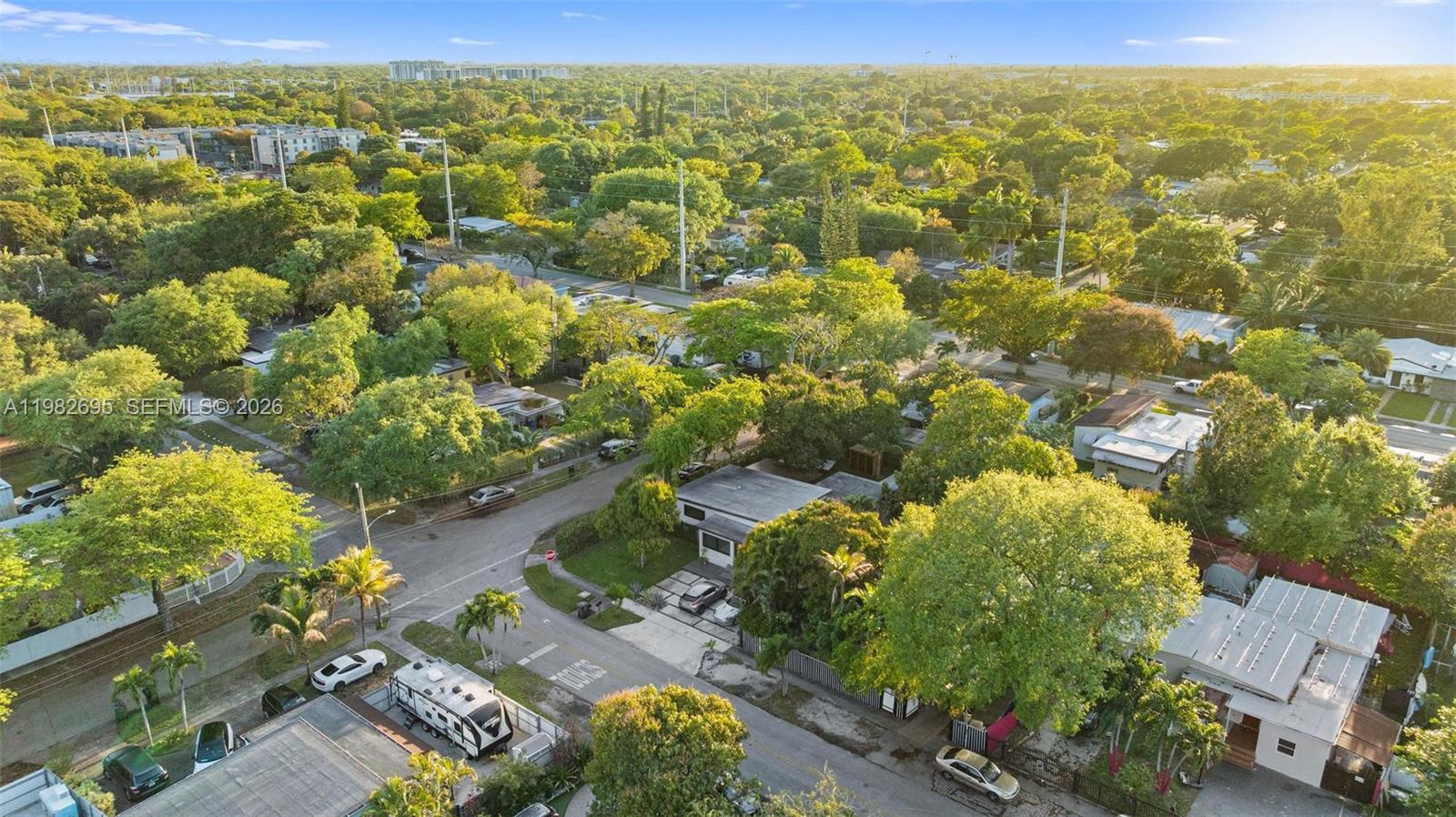 ARCHWOOD-AMD PLAT - Residential