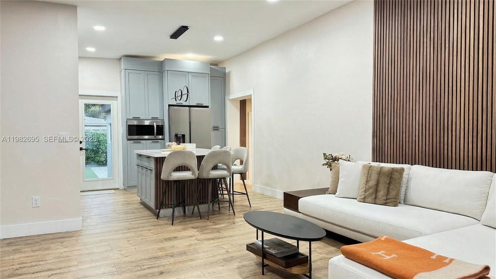 ARCHWOOD-AMD PLAT - Residential