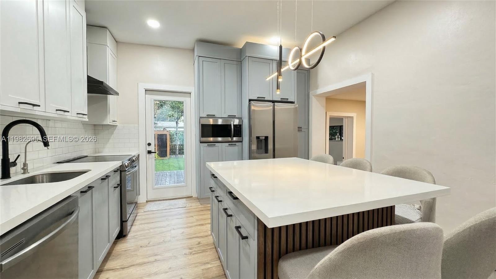 ARCHWOOD-AMD PLAT - Residential