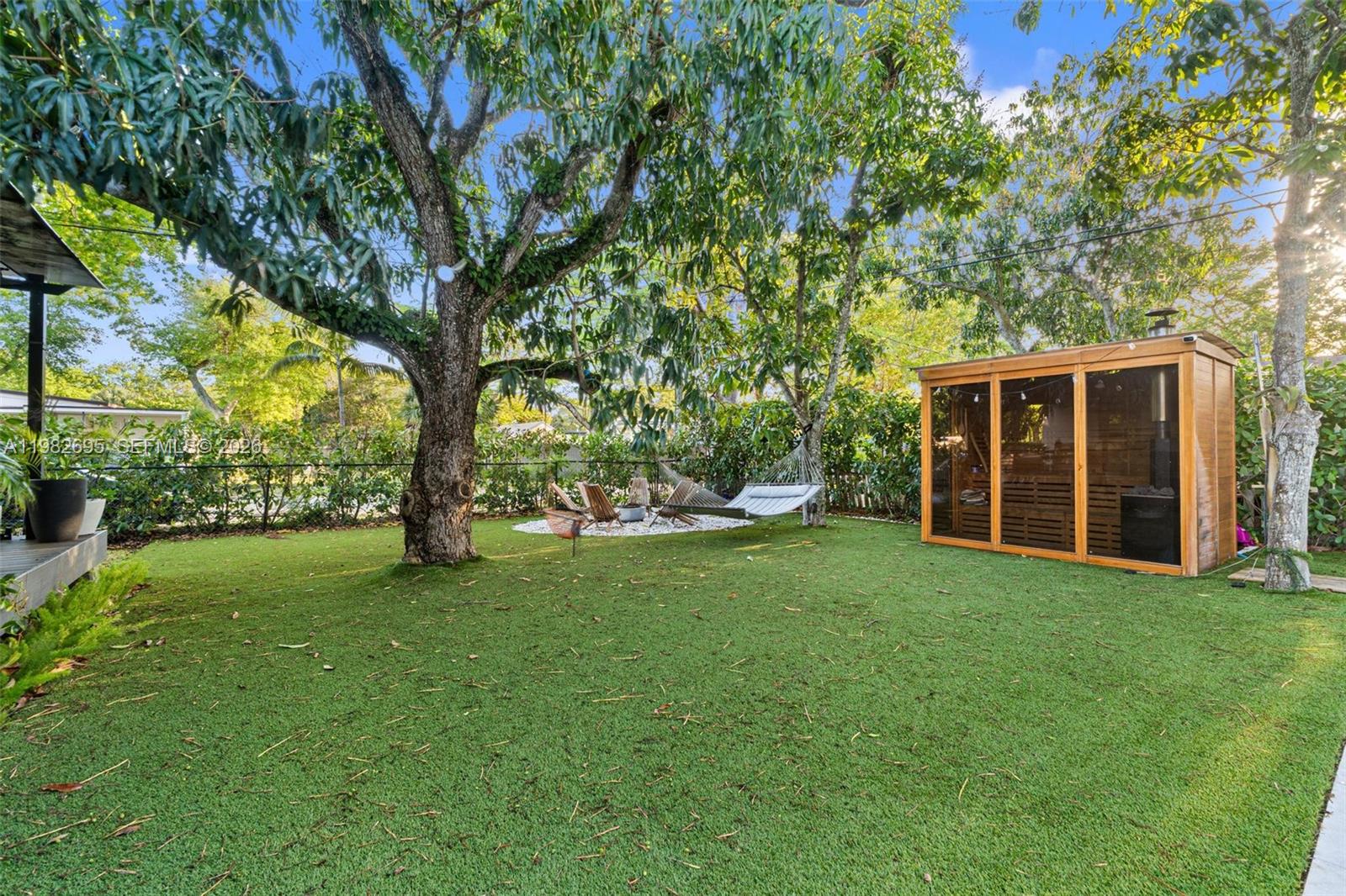 ARCHWOOD-AMD PLAT - Residential