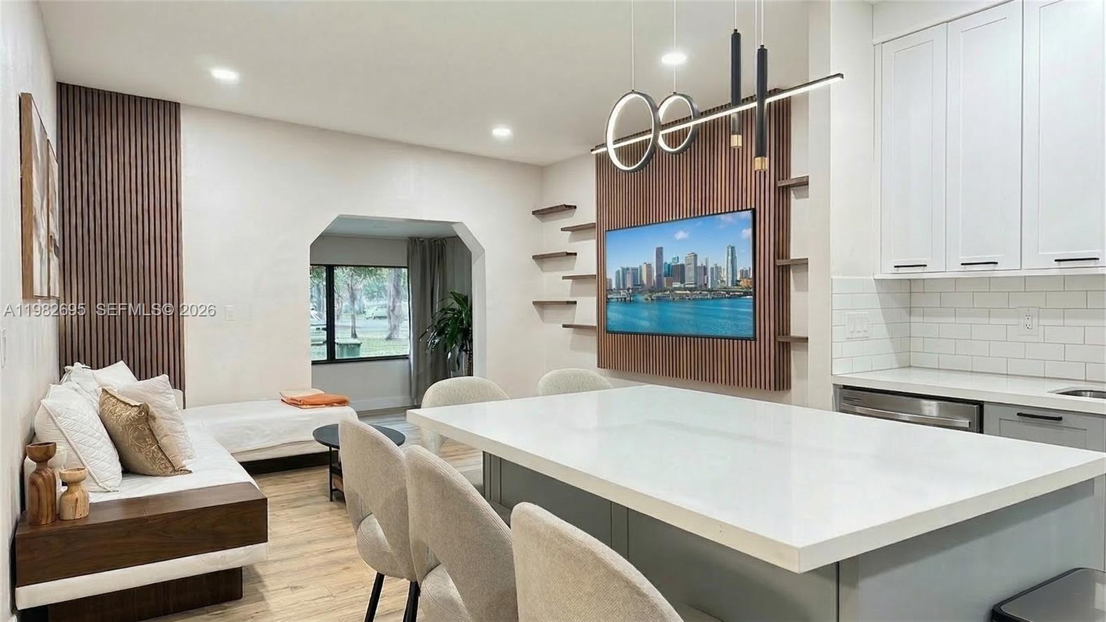 ARCHWOOD-AMD PLAT - Residential