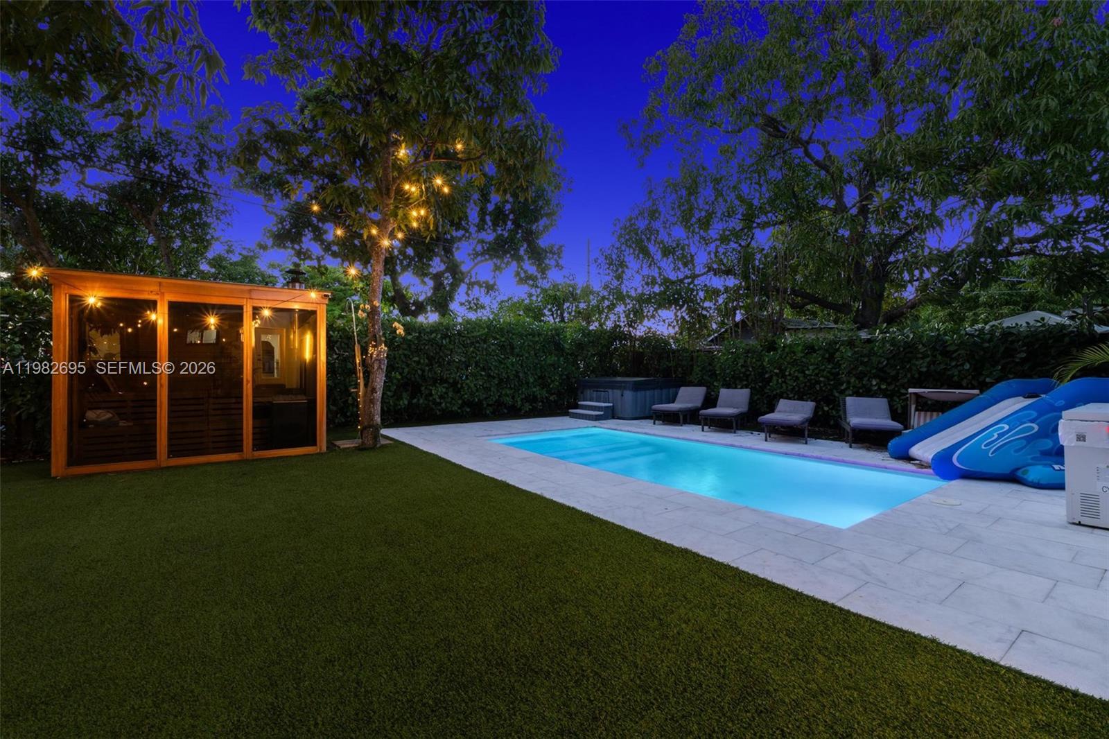 ARCHWOOD-AMD PLAT - Residential