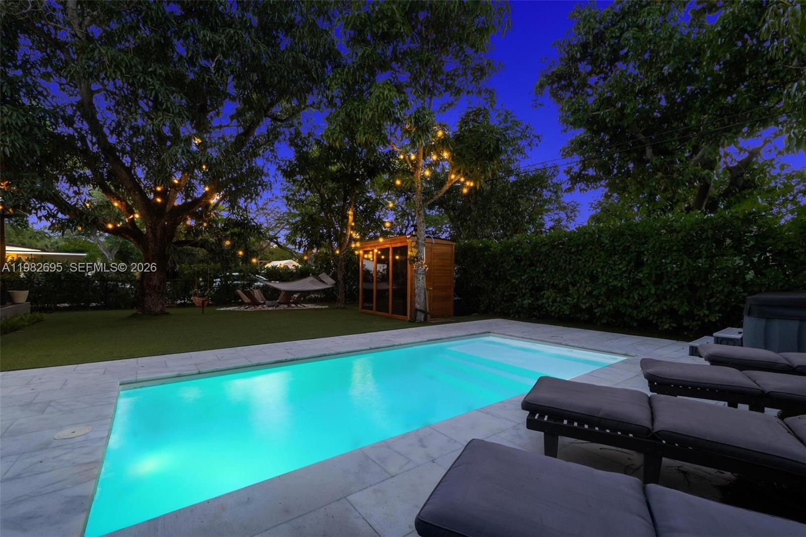 ARCHWOOD-AMD PLAT - Residential